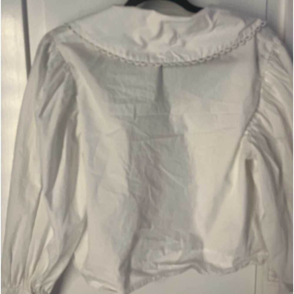 Zara White Cropped Blouse with Scalloped Collar